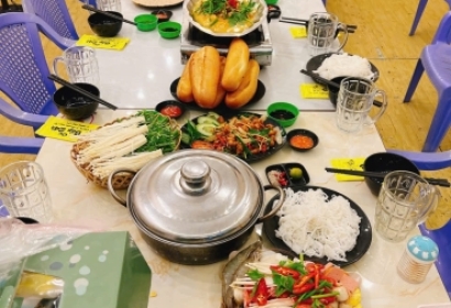 Khám Phá Hương Vị Lẩu Ếch Đặc Trưng Tại ẾCH DELI